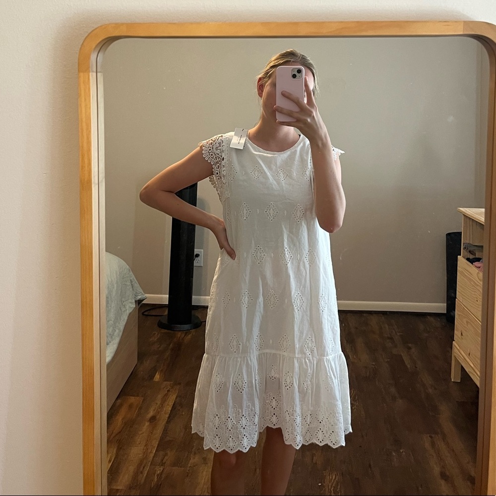 Sweet white dress